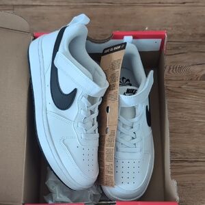 Nike Kids White and Black Velcro Sneakers